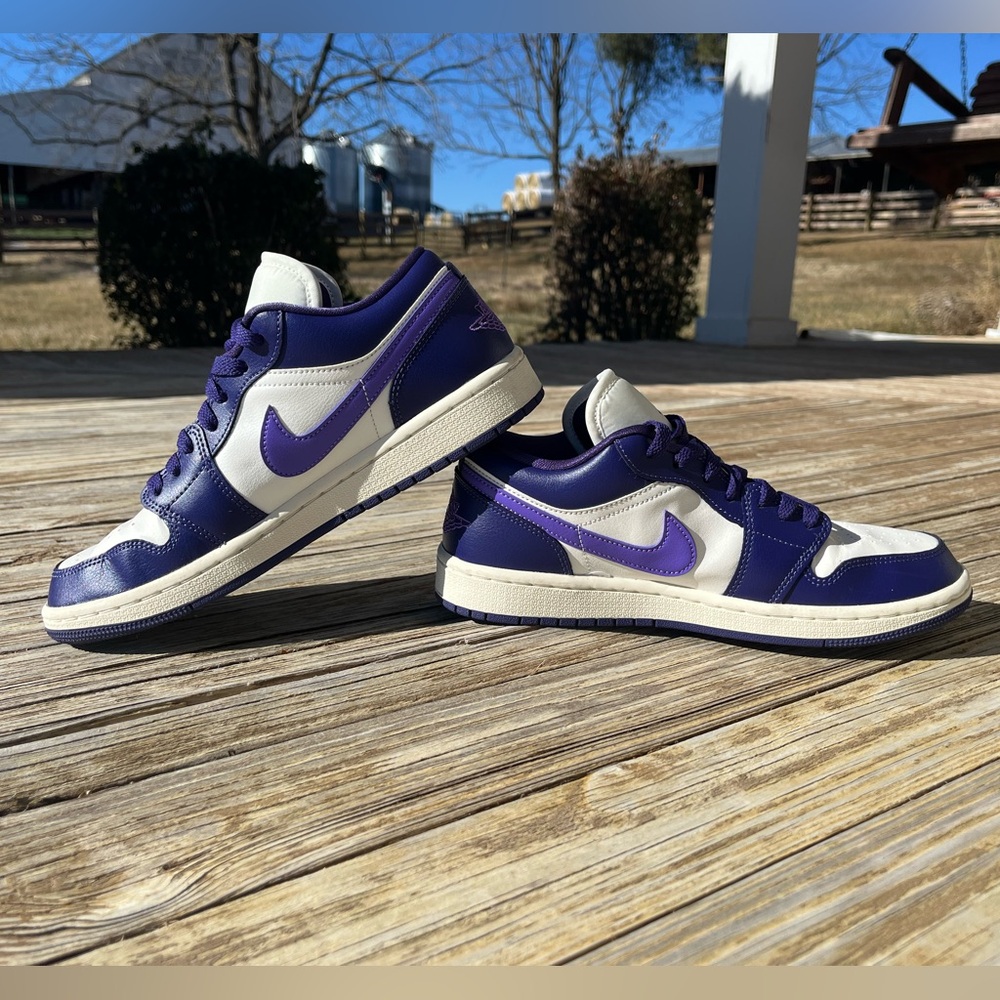 Nike Air Jordan 1 Low 'Sky J Purple' - Women’s Size 8.5 - Picture 4 of 9
